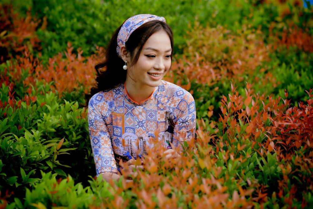 16 2 Hoa hậu Huyền Trân khoe trọn vẻ đài các trong BST Áo dài xưa của NTK Việt Hùng