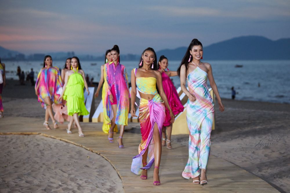 Mãn nhãn với phần thi Người Đẹp Biển của Top 44 thí sinh Hoa hậu Hoàn Vũ Việt Nam 2022